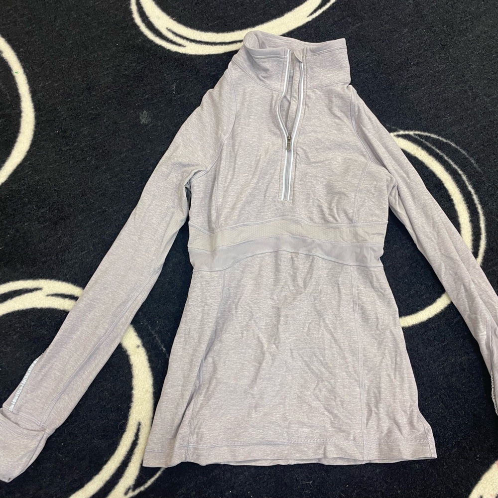 Light purple heathered pull over